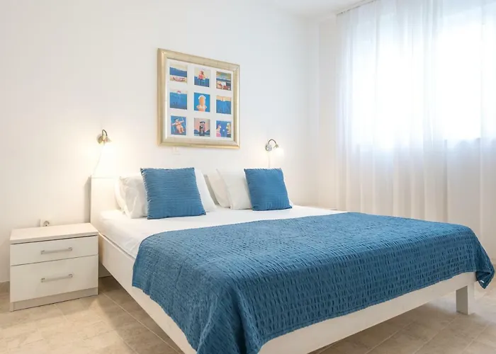 Green Magic Apartment