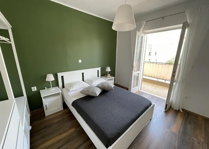 Green Magic Apartment