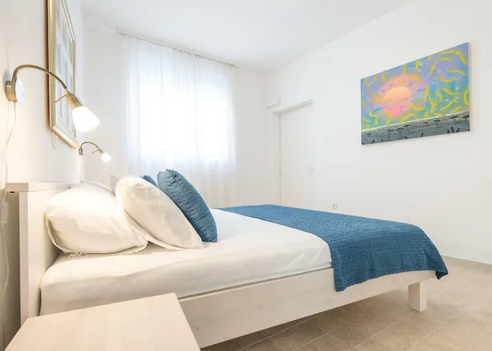 Green Magic Apartment *